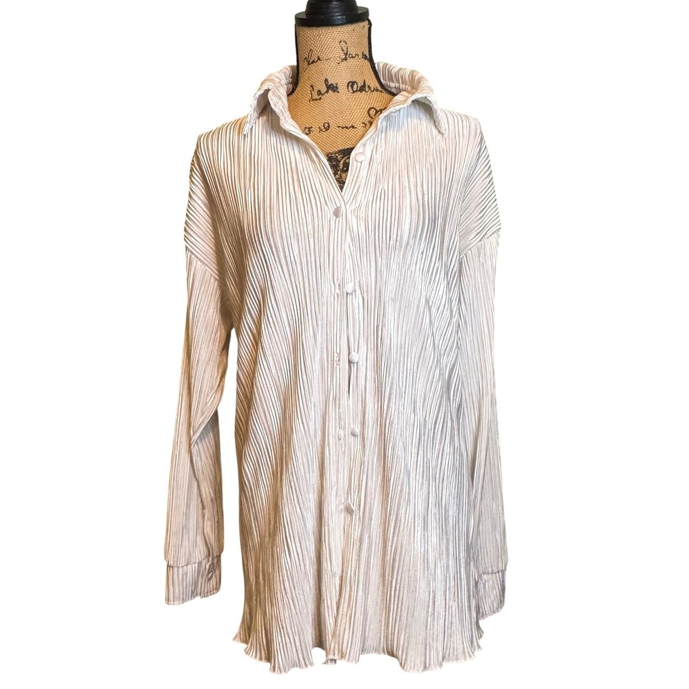 Womens Plisse Pleated Tunic Chic Shimmer Minimalist Button Up Blouse White Small